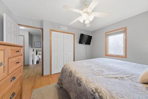 8226 Hillside Trail S Cottage Grove MN 55016
