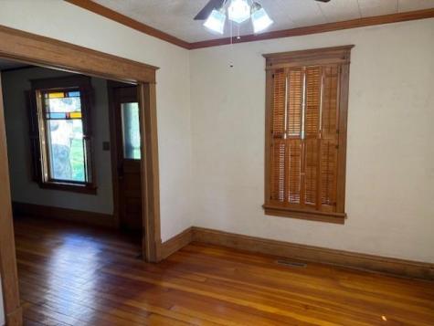 809 7th Avenue NW Waseca MN 56093