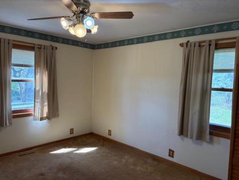 809 7th Avenue NW Waseca MN 56093