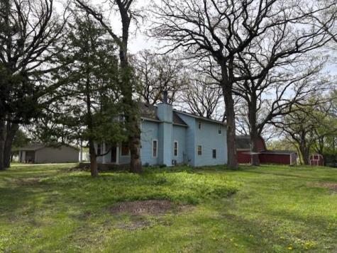 809 7th Avenue NW Waseca MN 56093