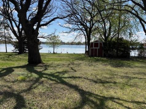 809 7th Avenue NW Waseca MN 56093