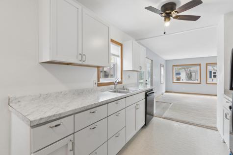 1669 Bluebird Lane Mound MN 55364