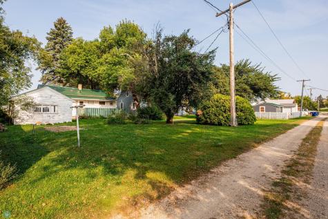 315 Rose Street Lisbon ND 58054
