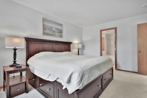 180 Wedgewood Drive Mahtomedi MN 55115