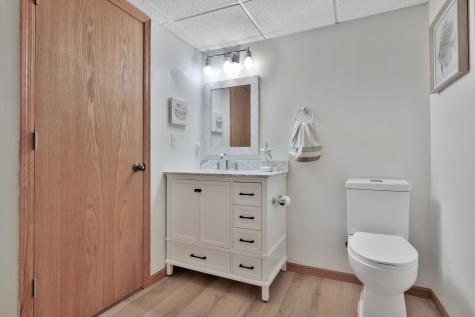 180 Wedgewood Drive Mahtomedi MN 55115