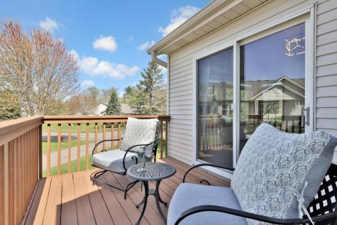 180 Wedgewood Drive Mahtomedi MN 55115