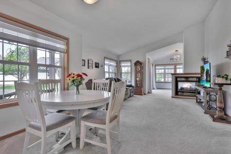 180 Wedgewood Drive Mahtomedi MN 55115
