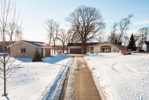 1808 E Lake Geneva Road NE Alexandria MN 56308