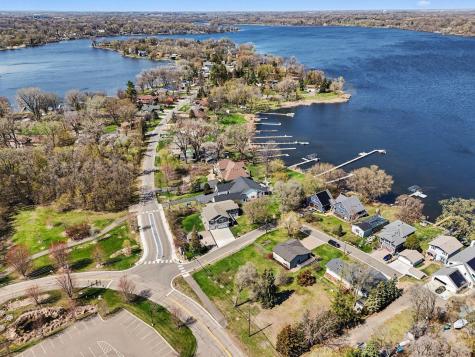100 Peninsula Road Medicine Lake MN 55441