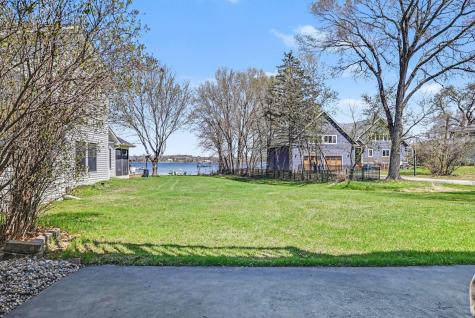100 Peninsula Road Medicine Lake MN 55441