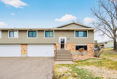 1272 Ferndale Street N Maplewood MN 55119