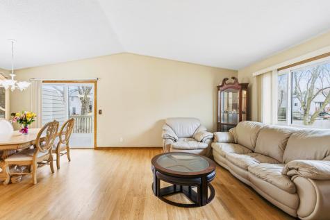 1272 Ferndale Street N Maplewood MN 55119