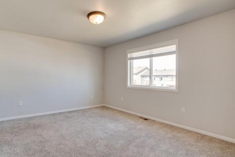 1453 69th Avenue S Fargo ND 58104