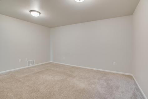 1453 69th Avenue S Fargo ND 58104