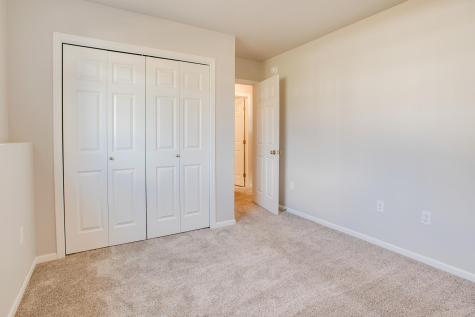 1453 69th Avenue S Fargo ND 58104