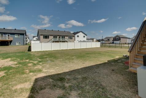 1453 69th Avenue S Fargo ND 58104