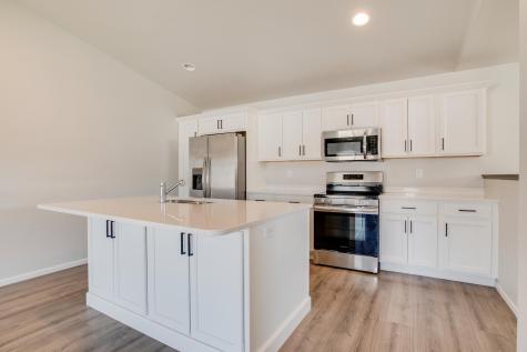 1453 69th Avenue S Fargo ND 58104