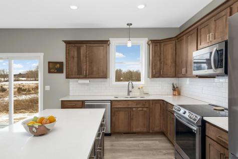 18805 Scenic Way Shafer MN 55074