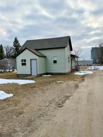 305 Harding Street S Karlstad MN 56732