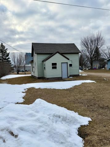 305 Harding Street S Karlstad MN 56732