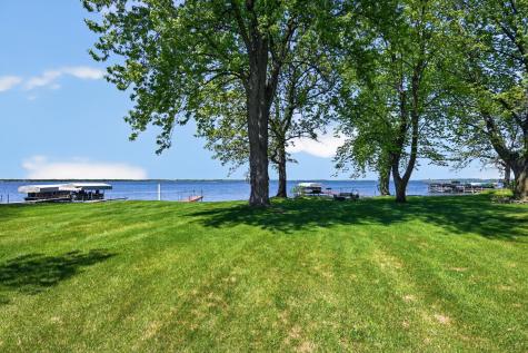 1761 E Lake Street Osakis MN 56360