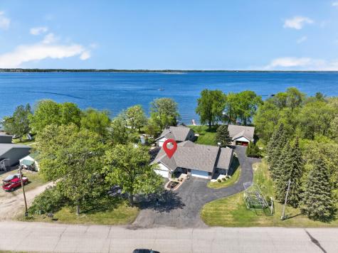 1761 E Lake Street Osakis MN 56360