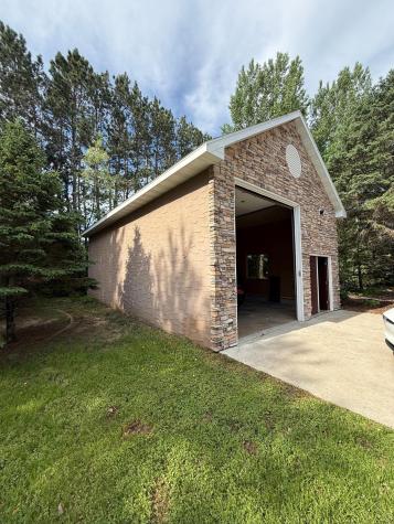 16339 Guadalcanal Street NE Andover MN 55304