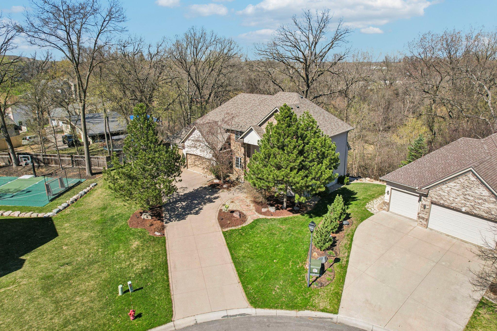 3489 Wolfberry Court Eagan MN 55123