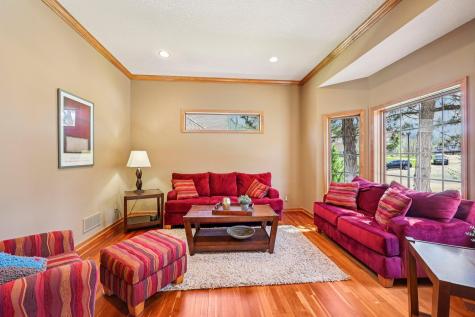 3489 Wolfberry Court Eagan MN 55123
