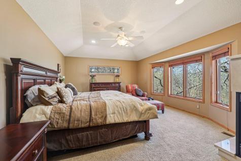 3489 Wolfberry Court Eagan MN 55123