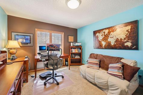 3489 Wolfberry Court Eagan MN 55123
