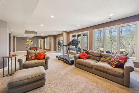 3489 Wolfberry Court Eagan MN 55123
