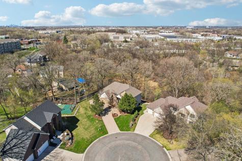 3489 Wolfberry Court Eagan MN 55123