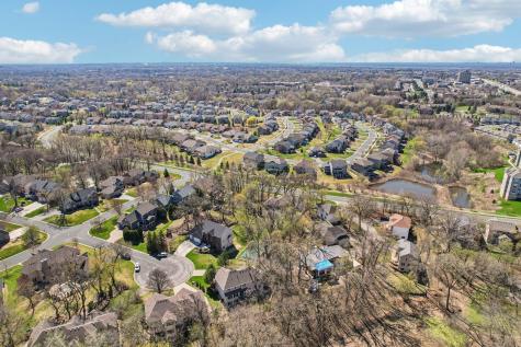 3489 Wolfberry Court Eagan MN 55123