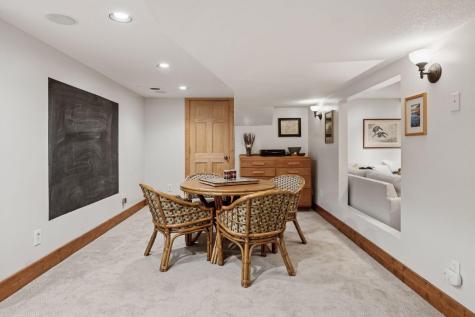1912 Highcrest Drive Medina MN 55391