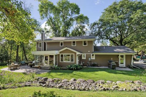 1912 Highcrest Drive Medina MN 55391