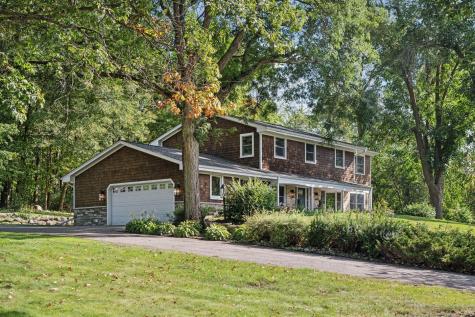 1912 Highcrest Drive Medina MN 55391