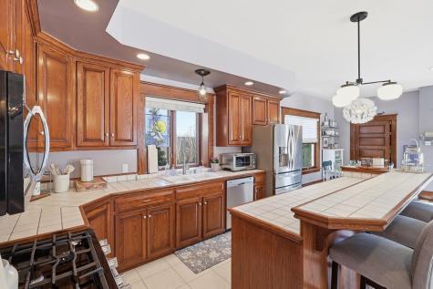 127 4th Avenue SW Faribault MN 55021