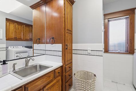 127 4th Avenue SW Faribault MN 55021