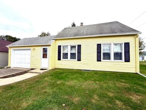 307 Winnebago Street S Caledonia MN 55921