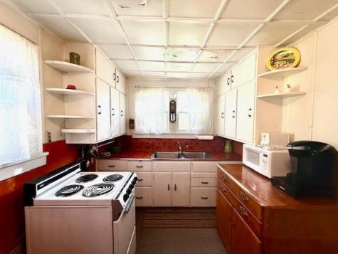 307 Winnebago Street S Caledonia MN 55921