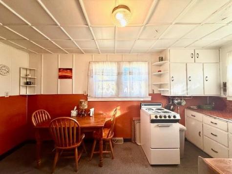 307 Winnebago Street S Caledonia MN 55921