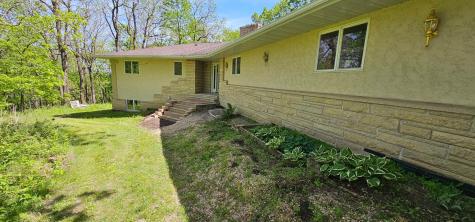 35423 Skyview Drive Winona MN 55987