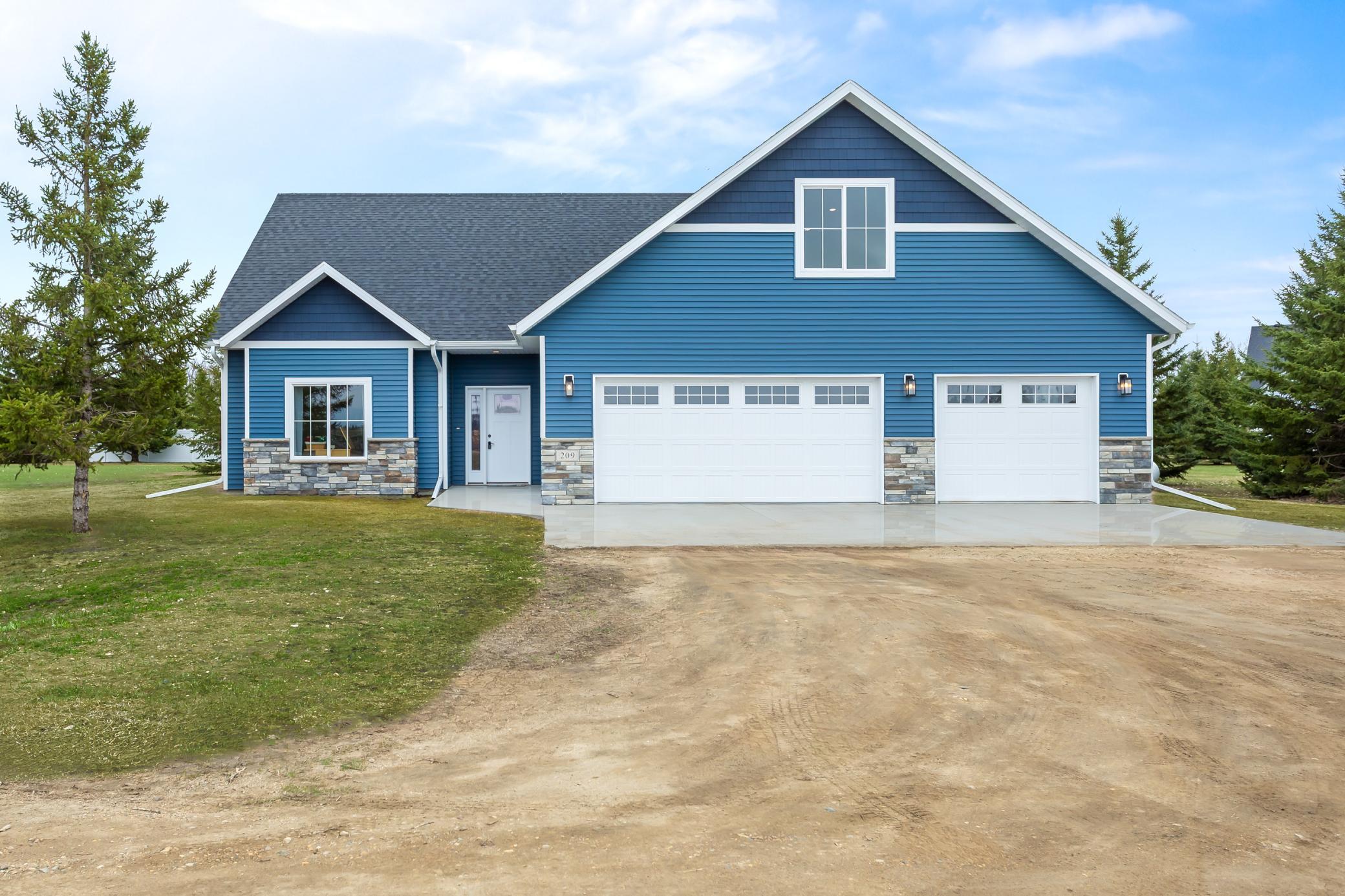 209 Woodcrest Drive Breckenridge MN 56520