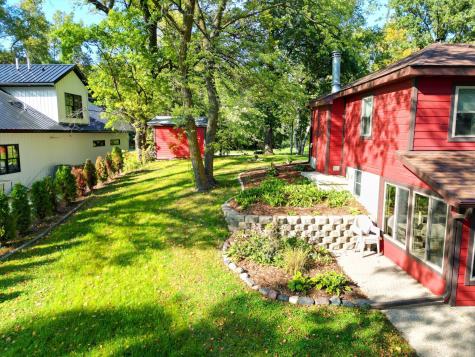 6567 150th Avenue NE Spicer MN 56288