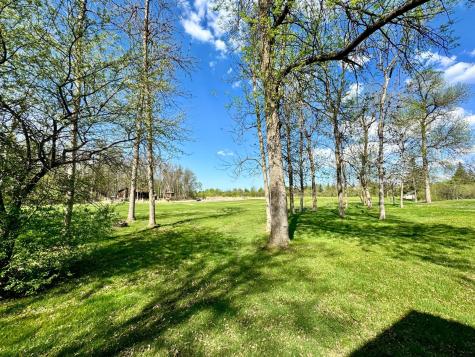 37489 Elm Drive Warroad MN 56763