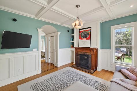 416 Laurel Avenue Saint Paul MN 55102