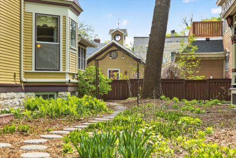 416 Laurel Avenue Saint Paul MN 55102