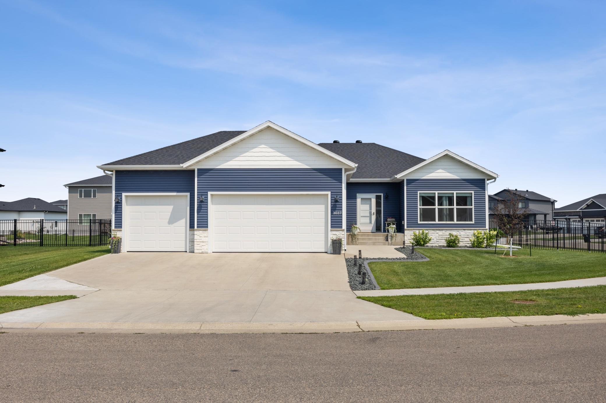 3037 Prairie Farms Circle S Fargo ND 58104