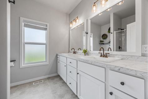 3037 Prairie Farms Circle S Fargo ND 58104